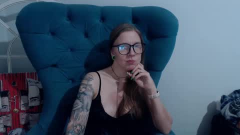 Alexandra online show from 02/04/25, 06:49