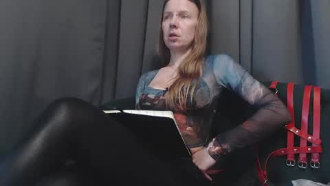 Snapshot of alexandrazaryanova chatting on 07/02/26, 08:09 Alexandra online show from 07/02/26, 08:09