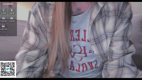 Snapshot of alexashowcum chatting on 12/23/24, 09:29 Alexa online show from 12/23/24, 09:29