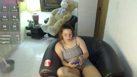 Snapshot of alexatai chatting on 05/15/26, 11:12 alexatai online show from 05/15/26, 11:12