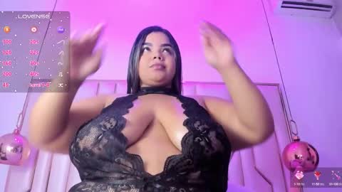 alexataylorr_ online show from 09/25/25, 12:09