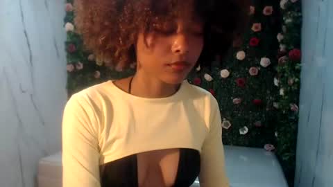 Snapshot of alexawet_ chatting on 06/22/26, 02:58 Alexa online show from 06/22/26, 02:58