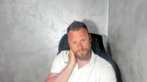 onlyfans..alexyno2022 online show from 05/20/26, 05:52