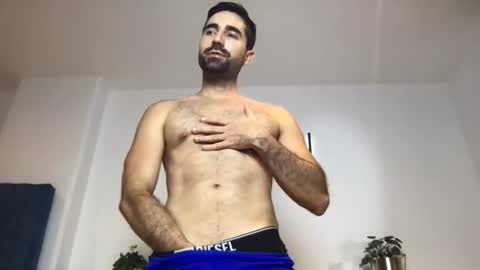 Snapshot of alexcarrigton chatting on 07/22/26, 12:02 alexcarrigton online show from 07/22/26, 12:02