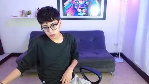 alex online show from 03/17/26, 01:36