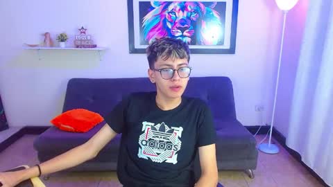 alex online show from 04/09/26, 01:49