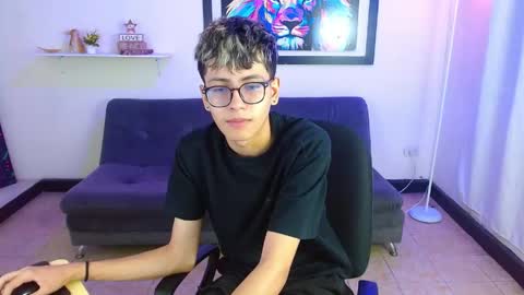 alex online show from 04/18/26, 02:10