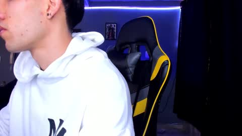 alexgiraldo__ online show from 09/18/25, 12:07