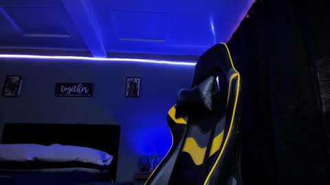 alexgiraldo__ online show from 11/16/25, 01:06