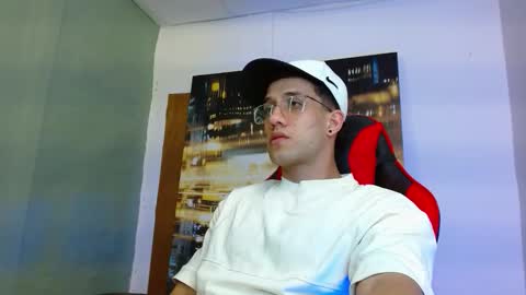 alexgiraldo__ online show from 03/28/26, 05:29