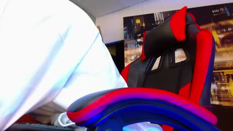 Snapshot of alexgiraldo__ chatting on 06/01/26, 12:07 alexgiraldo__ online show from 06/01/26, 12:07