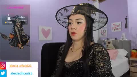 Alexia online show from 10/30/25, 08:16