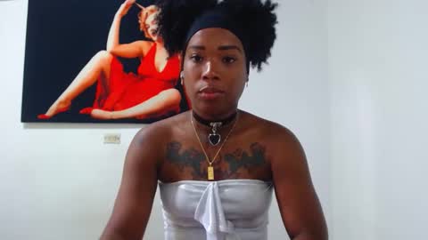 alexia_sinclaire24 online show from 10/05/25, 09:13