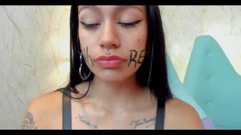 Snapshot of alexiacooperr chatting on 12/11/24, 09:09 Alexiaa Online 1430 to 2100 GMT-5 online show from 12/11/24, 09:09