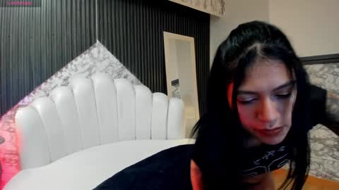 Snapshot of alexiacooperr chatting on 01/09/25, 03:15 Alexiaa Online 1430 to 2100 GMT-5 online show from 01/09/25, 03:15