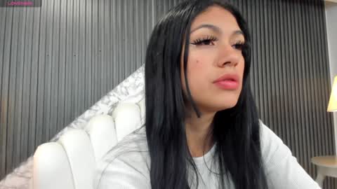 Snapshot of alexiacooperr chatting on 02/06/25, 03:06 Alexiaa Online 1430 to 2100 GMT-5 online show from 02/06/25, 03:06