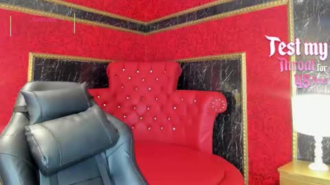 Snapshot of alexiacooperr chatting on 09/19/25, 01:01 Alexiaa Online 1430 to 2100 GMT-5 online show from 09/19/25, 01:01
