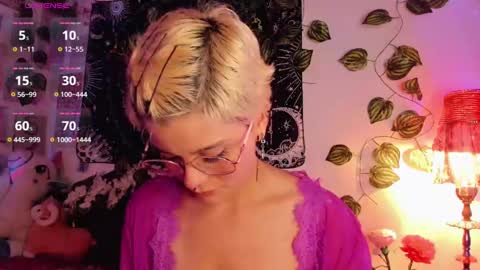 Snapshot of alexiafisher_ chatting on 02/09/25, 04:29 Alex online show from 02/09/25, 04:29