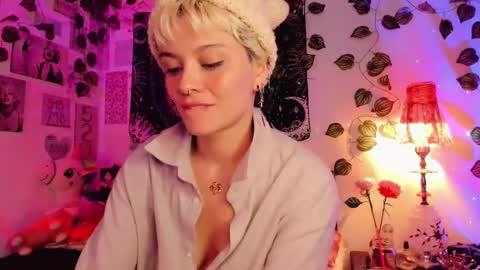 Snapshot of alexiafisher_ chatting on 02/15/25, 02:11 Alex online show from 02/15/25, 02:11