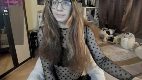 alexiamaiex online show from 11/09/25, 04:22