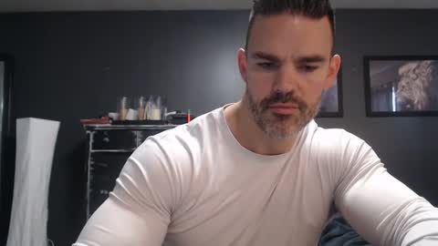 Alex online show from 11/18/25, 02:43