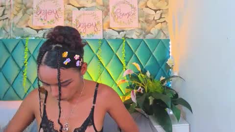 Snapshot of alexiiabrown chatting on 05/19/26, 03:07 Alexia Brown online show from 05/19/26, 03:07