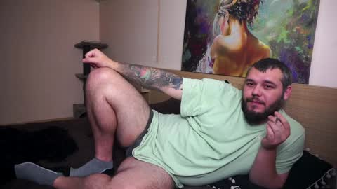 Snapshot of alexirr chatting on 12/02/24, 01:36 Alex online show from 12/02/24, 01:36