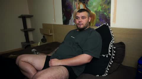 Snapshot of alexirr chatting on 12/19/24, 01:07 Alex online show from 12/19/24, 01:07