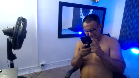 Alexis  online show from 09/22/25, 09:28