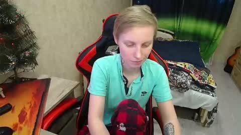 Alexis online show from 12/19/24, 02:56