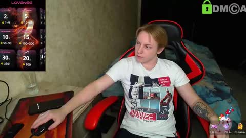 Alexis online show from 10/31/25, 05:14