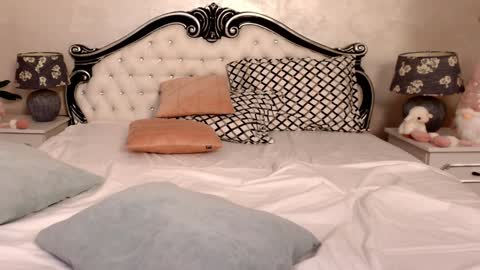 Snapshot of alexis_smit chatting on 12/29/24, 11:08 Alexis online show from 12/29/24, 11:08