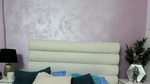 Snapshot of alexis_smit chatting on 06/30/26, 03:40 Alexis online show from 06/30/26, 03:40