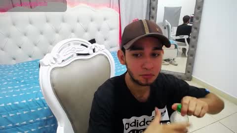 alexiscollinss online show from 02/09/25, 01:14