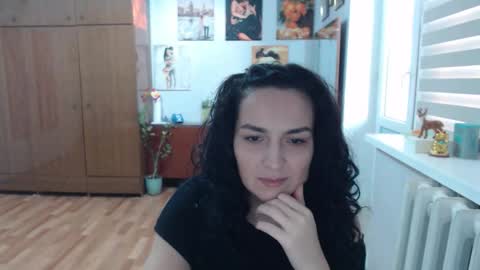 AlexisMillers online show from 12/19/25, 01:40