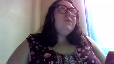 Snapshot of alexisr16 chatting on 09/27/25, 08:03 Alexis online show from 09/27/25, 08:03