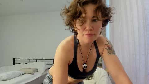 Sosweetcherry online show from 12/23/25, 09:18