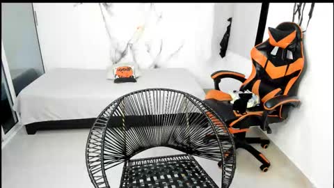 ALEXJ BLACK online show from 11/06/25, 10:38