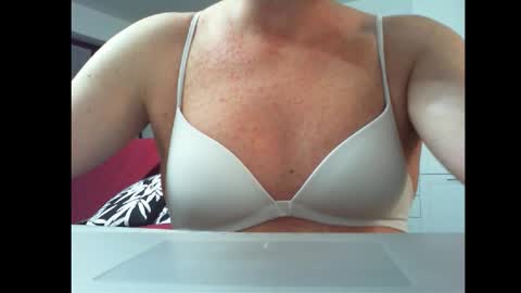 Alexia online show from 10/07/25, 05:54