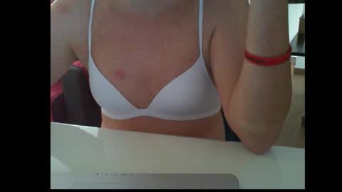 Alexia online show from 10/12/25, 11:53