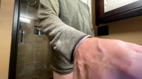 Alex online show from 11/08/25, 02:12