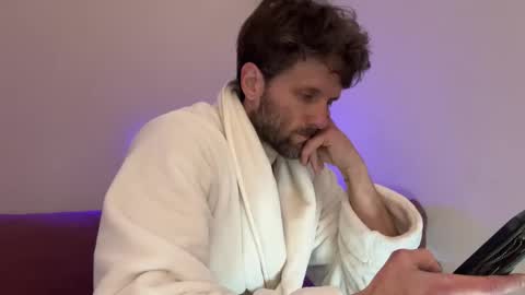 Alex Mann online show from 12/14/25, 06:12