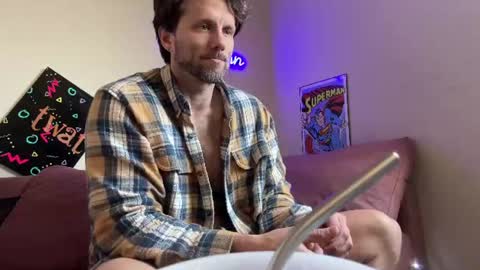 Alex Mann online show from 06/17/26, 06:20
