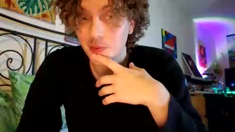 Alex online show from 01/05/25, 09:36