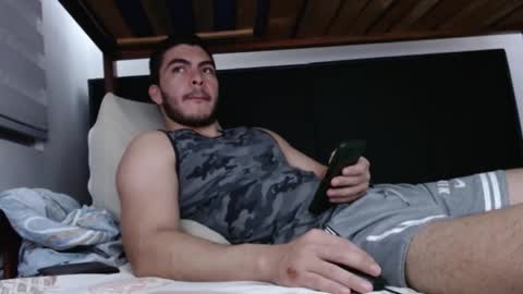 Snapshot of alexsb1998 chatting on 02/21/25, 06:18 alexsb1998 online show from 02/21/25, 06:18