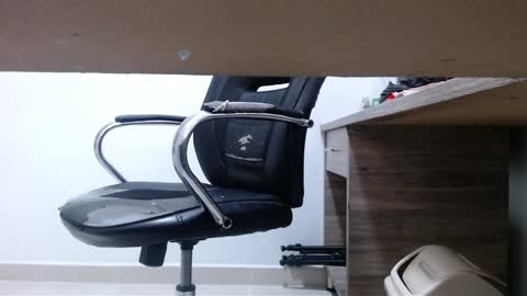 Alex online show from 02/06/25, 01:05