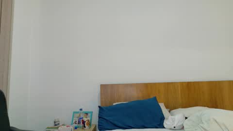 Alex online show from 03/08/26, 02:04