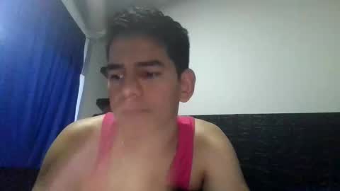 Snapshot of alexvz2828 chatting on 05/15/26, 03:02 alexvz2828 online show from 05/15/26, 03:02
