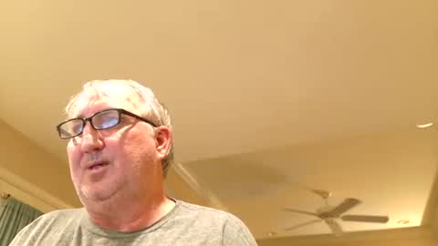 Snapshot of alexwantsunow chatting on 11/15/25, 08:11 alexwantsunow online show from 11/15/25, 08:11