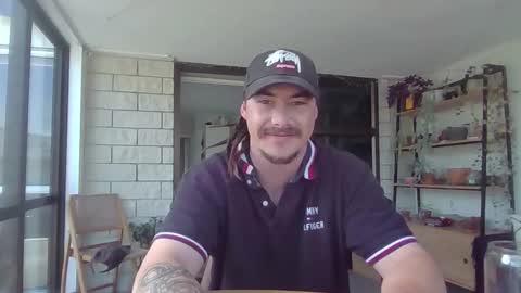 Alex online show from 11/08/25, 10:52